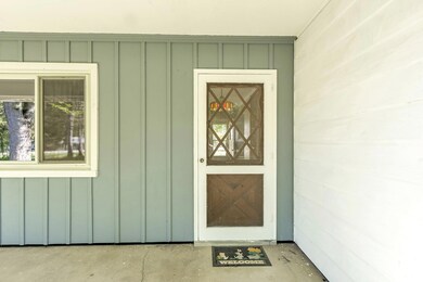 18967-Three-Oaks-Rd-WindowStill-Real-Est