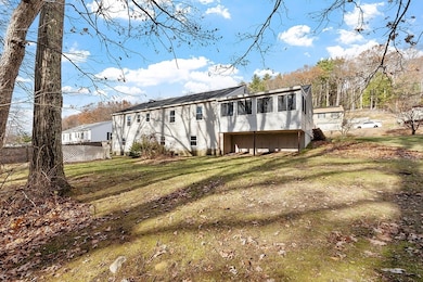 24 North St, Leominster, MA 01453 - photo 3