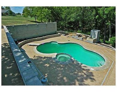 Swimming Pool/Hot Tub/Sauna. Fantastic for enterta