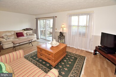 3713 Mazewood Ln, Fairfax, VA 22033 - photo 7