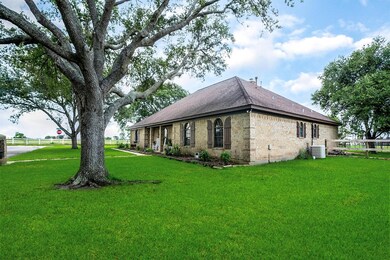 3432 Grennock St, Bay City, TX 77414 - photo 2