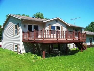 N4808 Parkview Dr, Helenville, WI 53137 - photo 2