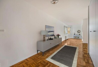 The Churchill unit 8H, New York, NY 10016 - photo 2