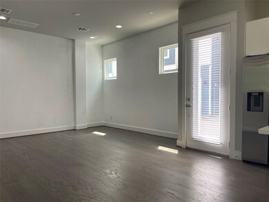 5115 Del Sur St unit H, Houston, TX 77018 - photo 6