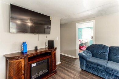 915 N Austin St, Wingate, NC 28174 - photo 5