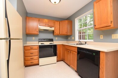 29 Waters Edge, Ludlow, MA 01056 - photo 4