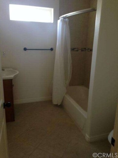 2141 E Shauer St, Compton, CA 90222 - photo 4