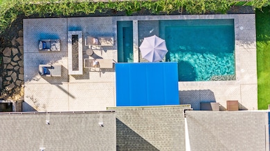 The outdoor space is a true showstopper!