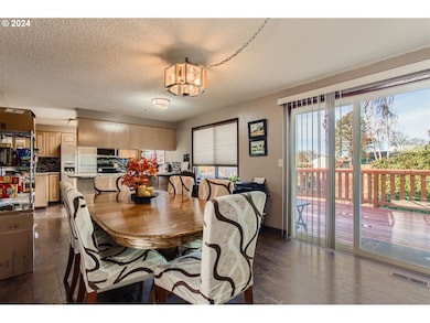 4369 SE 18th Ct, Gresham, OR 97080 - photo 5