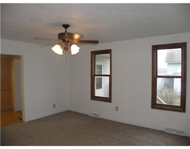 Dining Room. Huge Dining Room