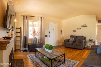 2712 Altura Ave, El Paso, TX 79930 - photo 4