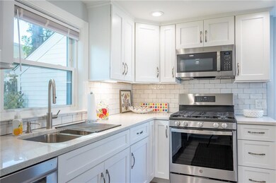 2 Tallman Ave, Cranston, RI 02910 - photo 7