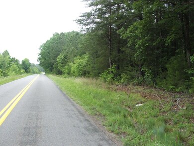 659 Old Mansion Rd unit B, Lunenburg Court House, VA 23952 - photo 2