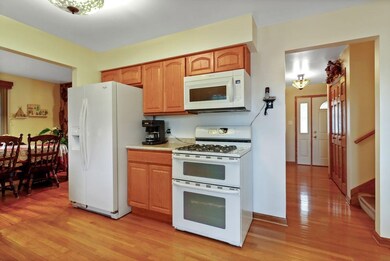 139 Concord Ct, Dyer, IN 46311 - photo 5