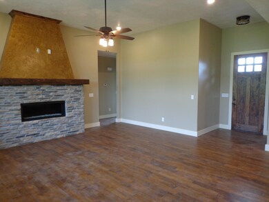 725 N Foxhill Cir, Nixa, MO 65714 - photo 5