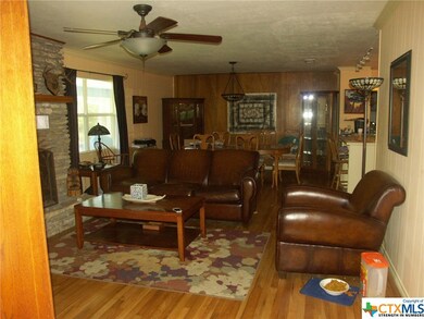 131 Nichols Dr, San Marcos, TX 78666 - photo 3