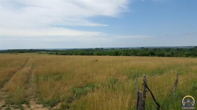 Lot 8 NW 70th St, Topeka, KS 66618 - photo 4