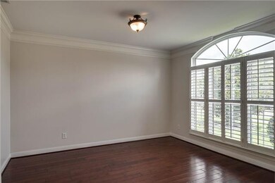 Living Room/Study