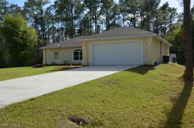 2005 Voss Ct, Lehigh Acres, FL 33972 - photo 2