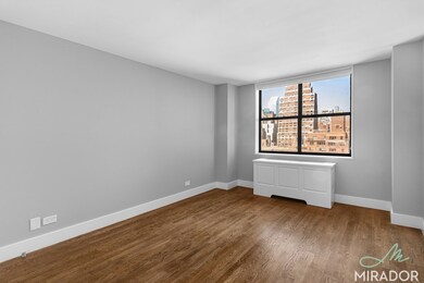 330 E 39th St unit 21H, New York, NY 10016 - photo 5