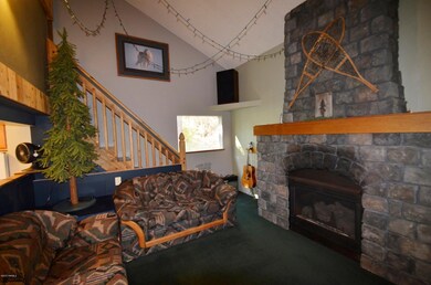 LR with fireplace