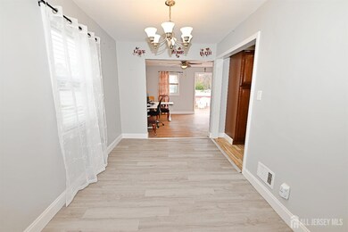 115 Clark St, Roselle, NJ 07203 - photo 5