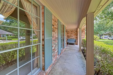 12118 Perthshire Rd, Houston, TX 77024 - photo 5