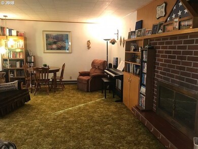 360 Barratt Blvd, Heppner, OR 97836 - photo 6