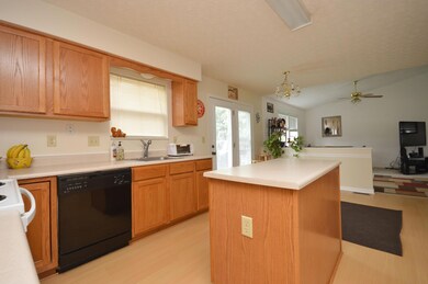 Kitchen (2)
