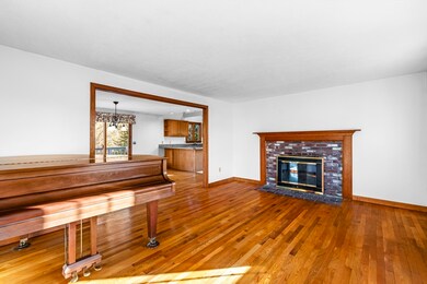 23 Meadowood Ln, East Falmouth, MA 02536 - photo 4