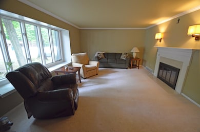 421 Polaris Ct, Green Bay, WI 54302 - photo 5