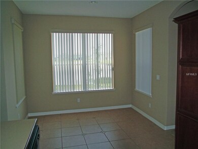 Kitchen Eat-In Area