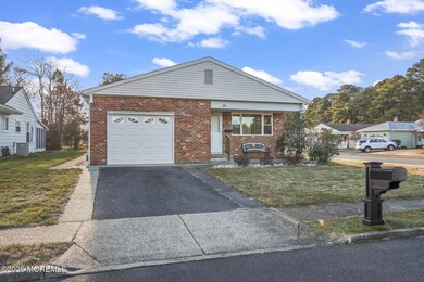 39 Fontana St, Toms River, NJ 08757 - photo 4