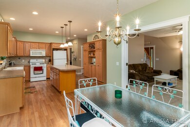 4687 Forest Vale 4