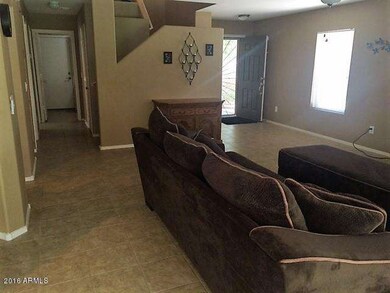 Family Room (2)