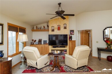 3 Hollym Cir, Bella Vista, AR 72715 - photo 4