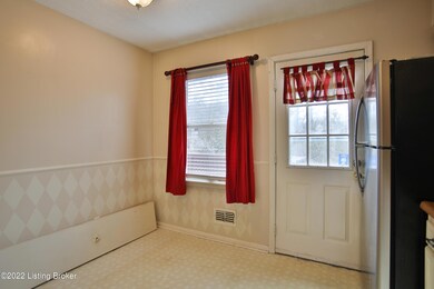 10743 Colonial Woods-08