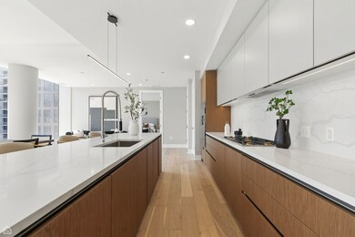 146 W Erie St unit 501, Chicago, IL 60654 - photo 4