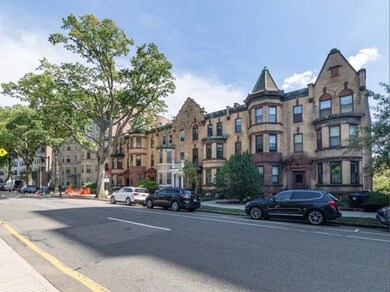 1493 Beacon St unit G, Brookline, MA 02446 - photo 2