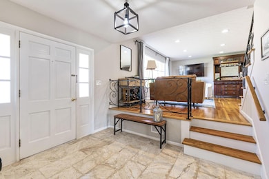 1433 Clubview Blvd (Interior)-2