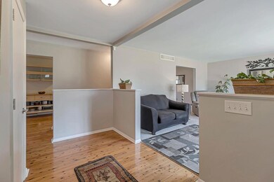 7_F8_201WDilcrest_007