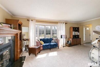 36 Oakbrook Dr, Bettendorf, IA 52722 - photo 7