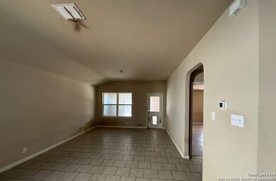8740 Emerald Sky Dr, San Antonio, TX 78254 - photo 4