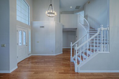 Foyer & staircase