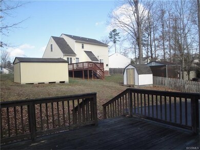 View of back yard w/shed
