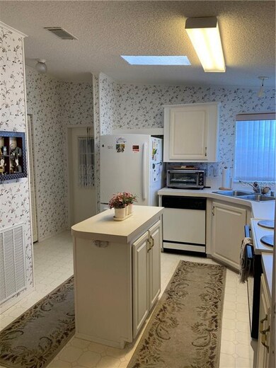 Kitchen island