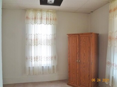 1421 N Mclean St, Lincoln, IL 62656 - photo 7