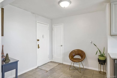 Glen Manor unit 2G, New Rochelle, NY 10805 - photo 6