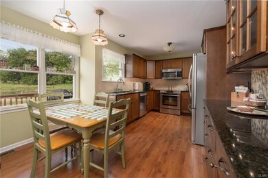 265 Ridings Cir, Macungie, PA 18062 - photo 7