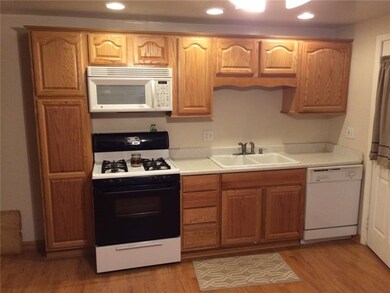 Large Updated Eat In Kitchen!